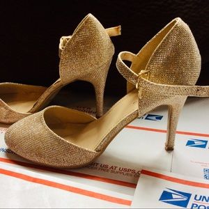 Size 10 Gold Sequin Heels